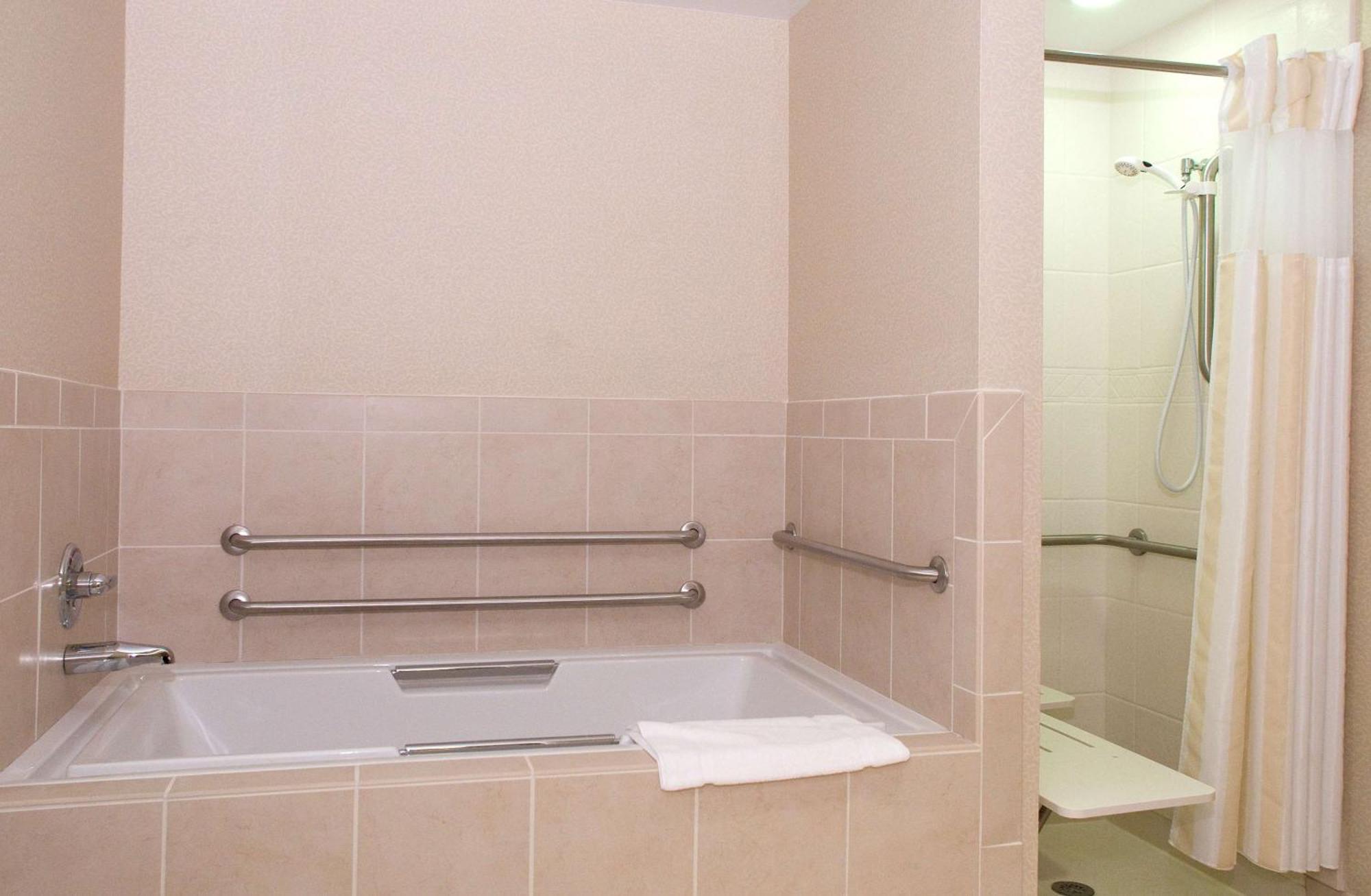 Hilton Garden Inn Mount Holly/Westampton Zewnętrze zdjęcie